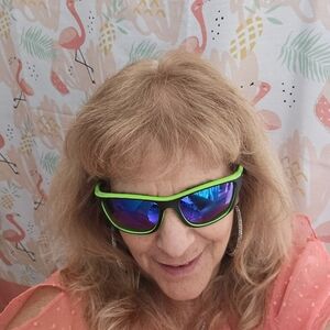 Sunglasses green with blue lenses new